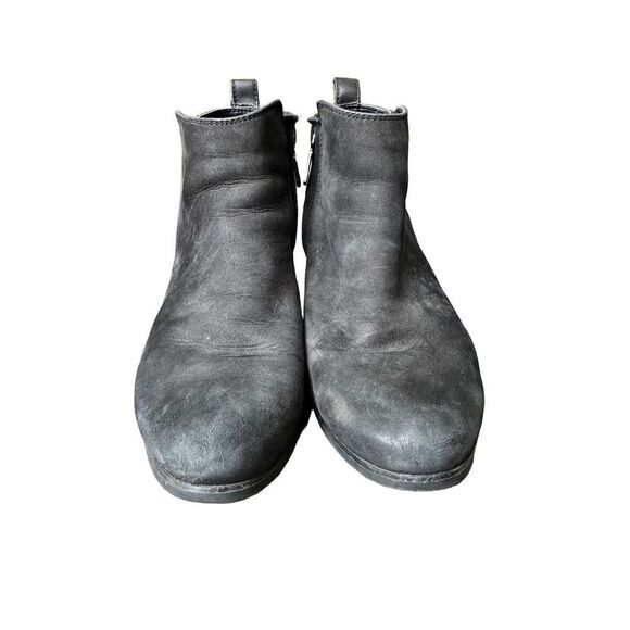 Blondo Waterproof Black Leather Booties - Picture 14 of 14